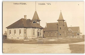 Postal de colección RPPC JACKSON, WI Church & School del condado de Washington de la década de 1910 - Imagen 1 de 2