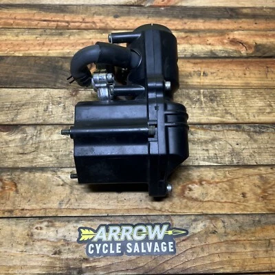 2007 Yamaha VStar V-Star 650 XVS Custom air valve vacuum assembly Foto 1 de 3