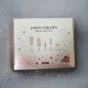 Birthday/Valentine Gift For Her Skin Care Set - Picture 1 of 2