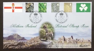 GB QEII Bradbury 2001 N Irlanda País Definitivos ilustrados en portada del primer día - Imagen 1 de 2