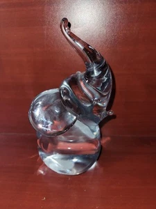 Lindstrom Spectrum Crystal Hand Sculptured Elephant Paperweight - Picture 1 of 5