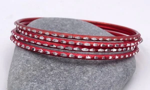 Pulsera 4 brazaletes Bollywood Sari folclore joyería rojo brazalete brillo India - Imagen 1 de 1