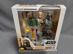 MAFEX No.201 MAFEX BOBA FETT (TM) Star Wars Mandalorian Recovered Armor Medicom - Picture 1 of 7