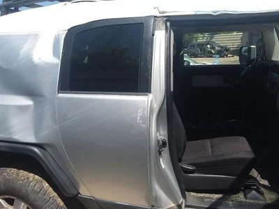 Passenger Rear Side Door With Privacy Tint Glass Fits 07-14 FJ CRUISER 273291 Foto 1 de 4
