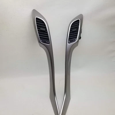 13-17 HYUNDAI ELANTRA GT Center Dash Air Vent LEFT + RIGHT SET PAIR OEM VENT - Image 1 of 4