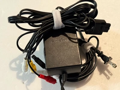 OEM Official Nintendo Gamecube Power Supply AC Adapter Power Cord / AV Cable - Image 1 of 4
