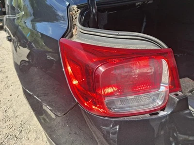 Used Left Tail Light Assembly fits: 2013 Chevrolet Malibu ECO quarter panel moun Foto 1 de 4