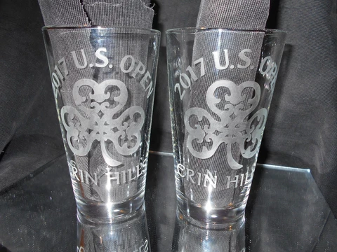 2017 UNITED STATES OPEN CHAMPIONSHIP ERIN HILLS ETCHED 16oz PINT GLASSES (2) Cover