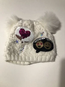 girls winter hat - Picture 1 of 9