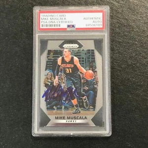 2017-18 Panini Prizm #104 Mike Muscala Signed Card AUTO PSA Slabbed Hawks - Picture 1 of 2