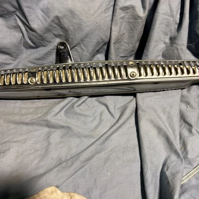 Silenciador de escape vintage OEM Honda CT70 K0 plateado usado Honda 90?? Con escudo Foto 1 de 4