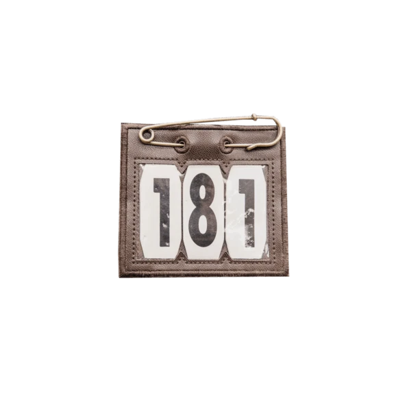 Kentucky Horsewear Braun Startnummer PVC mit Sicherheitsnadel