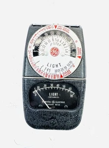 Vintage GE DW-68 Light Meter — 1950s Analog Exposure Meter, USA-Made - Picture 1 of 2