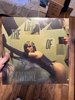 Taylor Swift - The Life Of A Showgirl : The shiny Bug Édition ( Green Marble ) - Photo 1/2