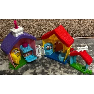 Fisher-Price Little People Magic of Disney Mickey and Minnie's House - Picture 1 of 7