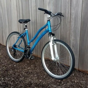 24" wheel,Ladies/ Girls mountain bike brand new ,suspension forks and seat - Picture 1 of 7
