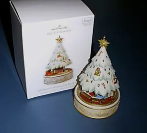 Hallmark 2010 "100 anni di aiuto a dire tutto" luci albero con treno NUOVO - Foto 1 di 2