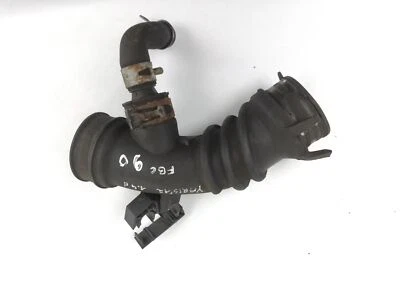 Tubo de manguera de suministro de aire TOYOTA YARIS P9 17882-33010 1,4 diésel 2012 11327497 Foto 1 de 3