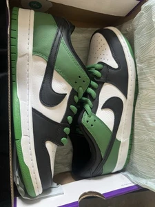Nike SB Dunk Low Classic Green - UK 9 (Brand New) 100% Authentic. BQ6817-302 - Picture 1 of 5