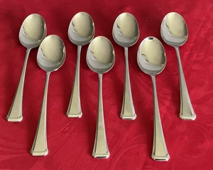 Oneida 18/8 stainless Aberdeen Maestro St. Leger lot of 7 soup spoons 6 3/4" NM - Picture 1 of 4