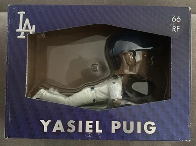 YASIEL PUIG #66 Captura de Buceo 2015 Los Angeles Dodgers Stadium Promo Bobblehead Foto 1 de 4