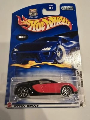 Hot Wheels 2003 #30 First Editions Bugatti Veyron 18/42 Red and Black Moc 🔥  - Image 1 of 4