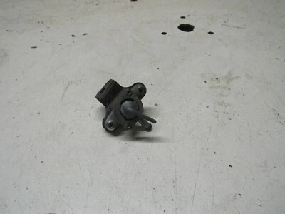 82 83 Honda Magna V45 1983 VF750C VF 750 750C gasolina combustible llave Foto 1 de 4