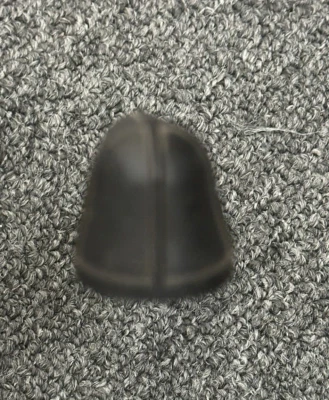 Bota de goma trasera alternador Corvette & Chevy 1964-74 original con número de molde usada Foto 1 de 4