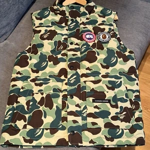 New w. Tags BAPE x Canada Goose Men's Freestyle Vest Camo Size S Bathing Ape - Picture 1 of 14