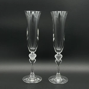 GORHAM AMORE CUORE CHAMPAGNE TOAST FLAUTI cristallo smerigliato Germania SET 2 PEZZI - Foto 1 di 8