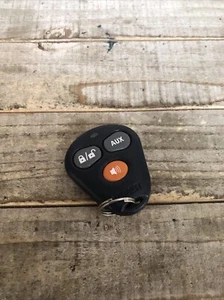 Original VIPER KEYLESS SECURITY ALARM FOB TRANSMITTER EZSDEI474V CE0890 - Picture 1 of 6