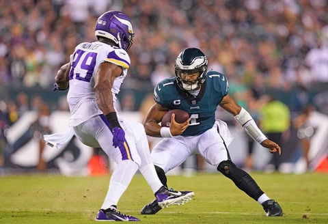 Jalen Hurts Philadelphia Eagles 2022 NFL 13"x19" Poster Super Gloss Print 23FTS Cover