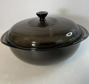 Pyrex Vision Kochgeschirr Amethyst Lila 2 Quart 2L Kasserolle mit Deckel 024 USA - Bild 1 von 4