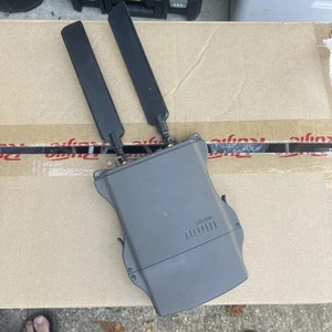 MikroTik NetMetal 5 ID:RB922UAGS-5HPacT-NM #1 - Afbeelding 1 van 4