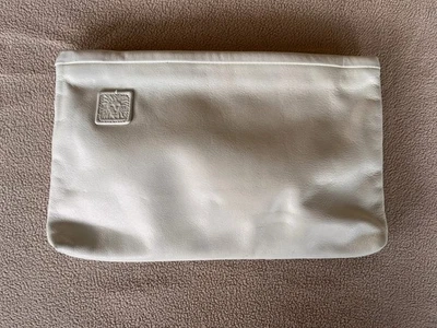 Anne Klein Calderon 白色皮革包 手提包 钱包 手包 无肩带 — 第 1/4 张图片