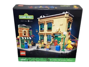 LEGO Ideas: 123 Sesame Street 21324 Brand New Factory Sealed Retired 2021 BNISB - Picture 1 of 10