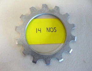 + NOS ZEUS 2000 Criterium 14T Threaded 6 Speed Freewheel Cog Silver - Spain + - Picture 1 of 3