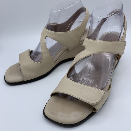Sandali donna Clarks Artisan taglia 8 5M beige 87182 plantare imbottito pelle morbida