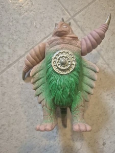 Vintage Godzilla Monsters Super Dinosaurs Kaiju Beme Star - Picture 1 of 5
