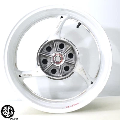 11-13 SUZUKI GSXR 600 RUEDA TRASERA RECTA Foto 1 de 4