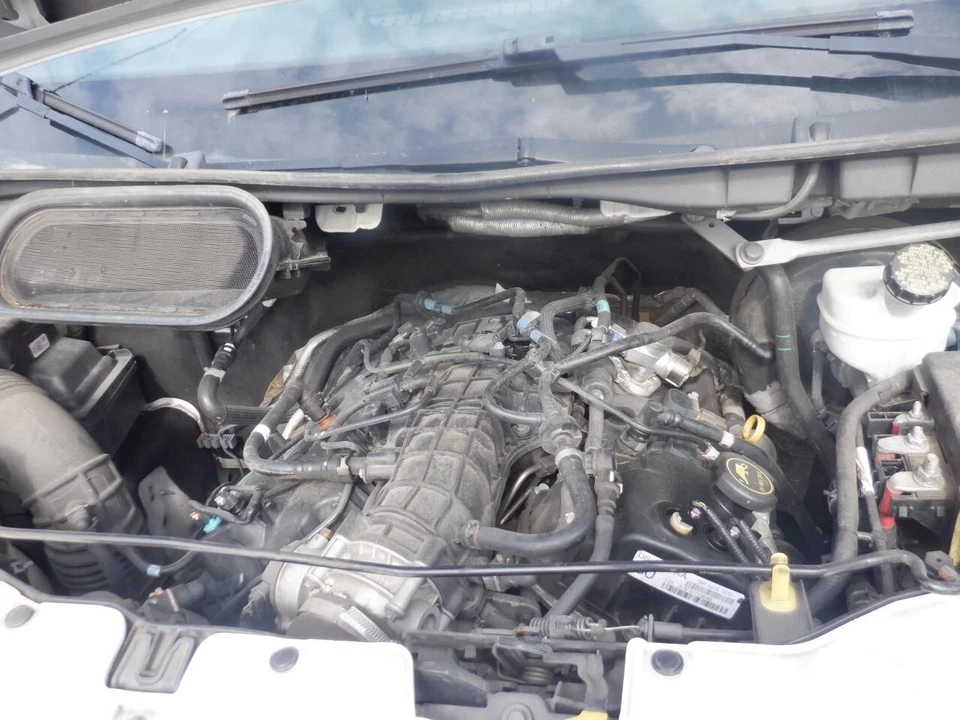 Conjunto de filtro de aire usado se adapta a: Ford Transit 250 2015 3,5 L turbo grado A Foto 1 de 4