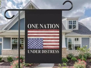 BANDERA DE CASA AL REVÉS One Nation Under Distress Anti Trump Save Democracy - Imagen 1 de 4