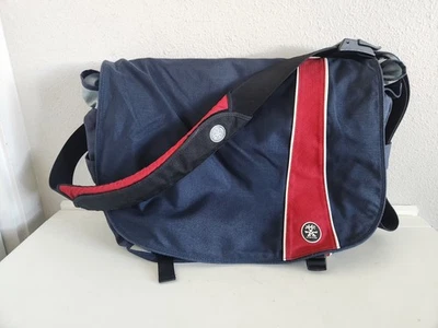 Crumpler 'Sticky Date' Large Messenger Bag-Blue/Red - image 1 of 4