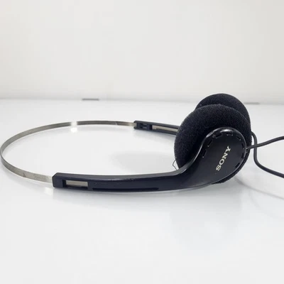 Auriculares ligeros Sony Walkman MDR-006 de colección almohadillas de espuma negras Foto 1 de 4
