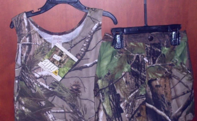 NWT Realtree APG/Hardwoods Green HD Infant/Toddler Short & Tank Top 2 pc Outfit - Image 1 of 3
