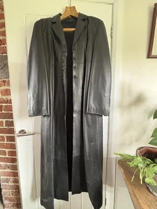 Betty Barclays Full Length Black Leather Jacket - Picture 1 of 9
