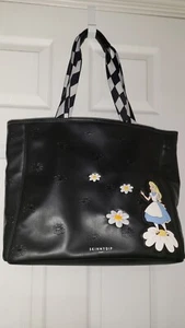 Disney's Alice in Wonderland Skinny Dip London Tote Bag, Disney 100, No Cheshire - Picture 1 of 4