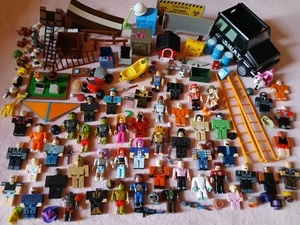 Restposten Konvolut 47x Roblox Figuren - große Sammlung in Top Zustand M426 - Bild 1 von 12