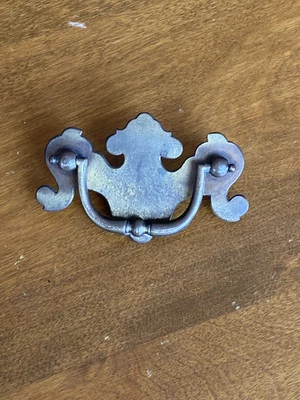 Ethan Allen Heirloom Maple CRP “PERILLA / TIRADOR” Foto 1 de 4