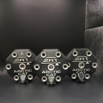 1996 Arctic Cat ZRT 600 cabeças de cilindro (3) - Imagem 1 de 4
